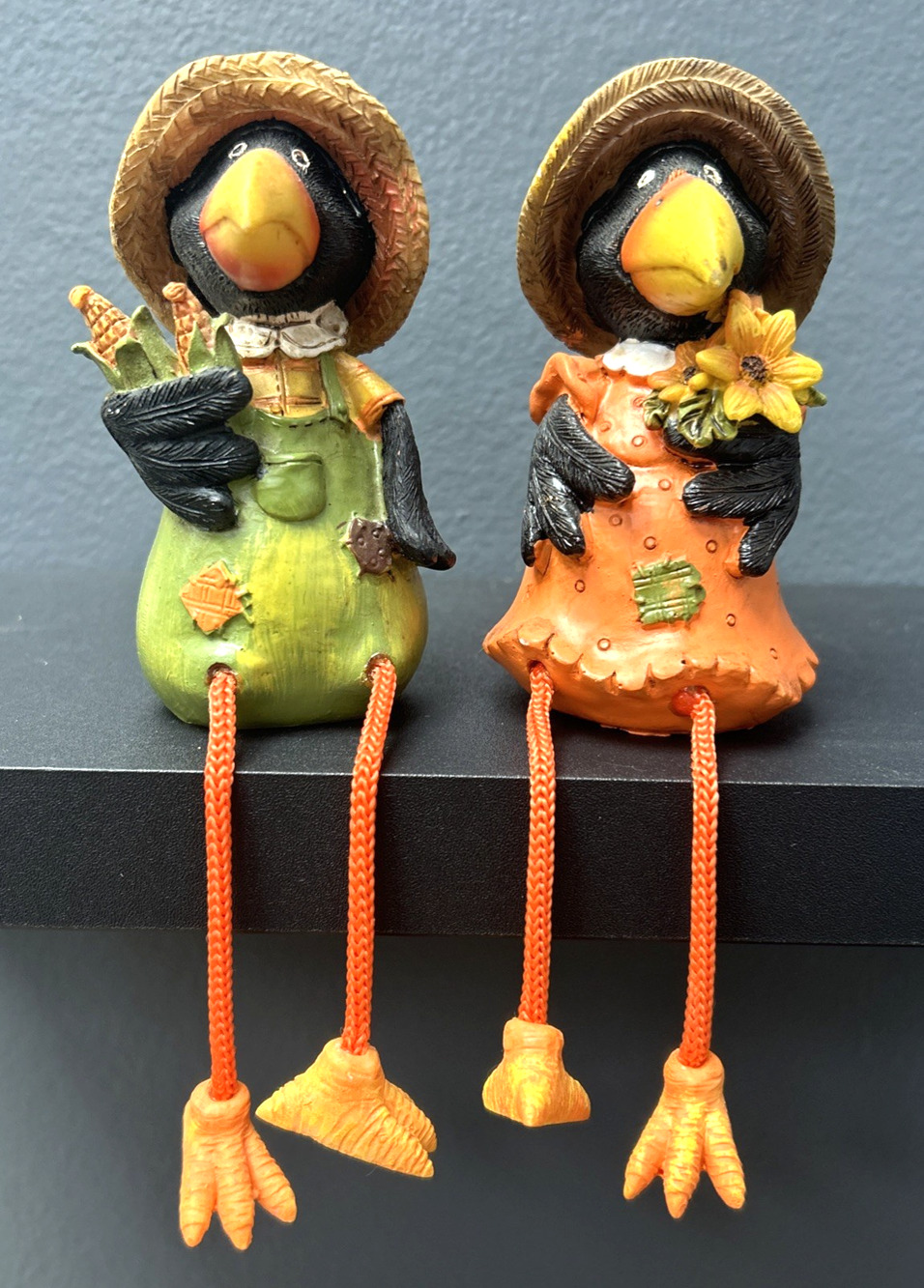 Vintage Crow Shelf Sitters Country Folk Art Figurine Pair Straw Hat Flowers Corn